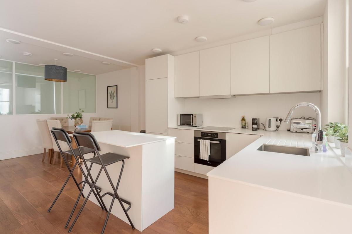 Modern Kensington 3-bedroom With Garden Appartement *