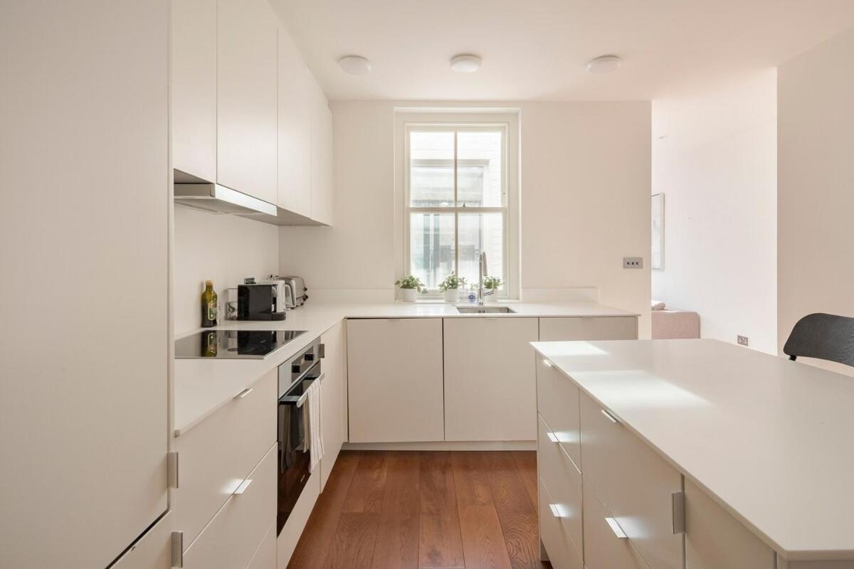 Appartement Modern Kensington 3-bedroom With Garden