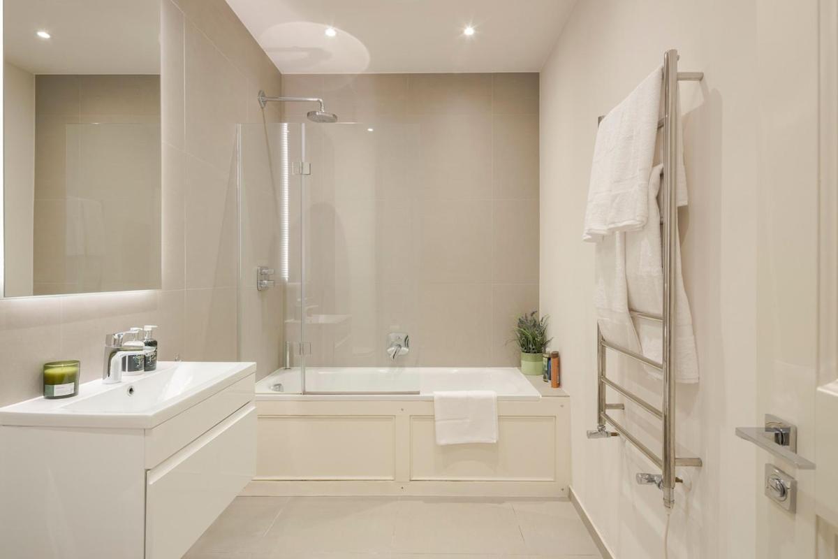 Modern Kensington 3-bedroom With Garden Londres